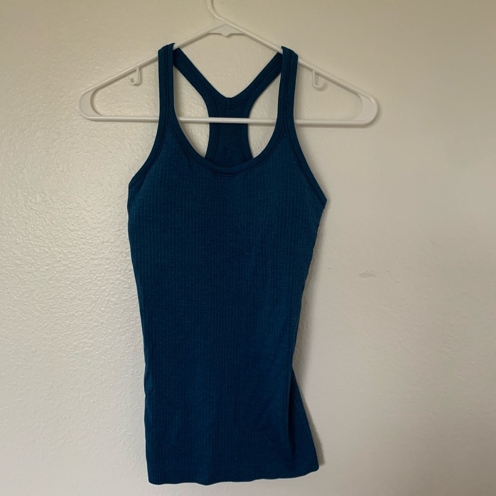 Lululemon Ebb to Street Tank